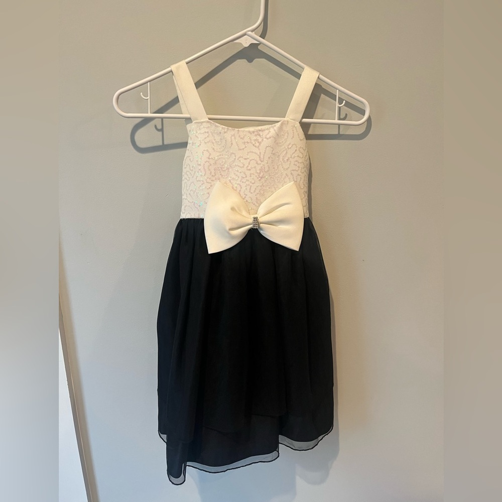 NEW Black and Off-white Princess Faith Size 5T Formal Dress